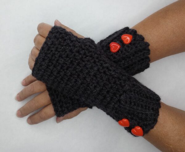 pacahands medium1