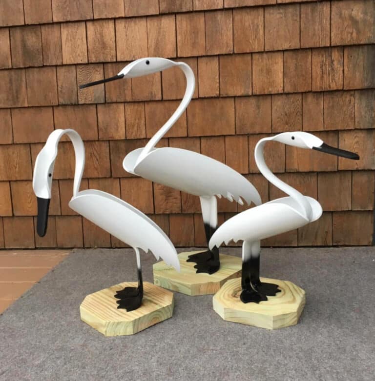 Finished result of the PVC Pipe Mama Swan Instant Digital Download Pattern