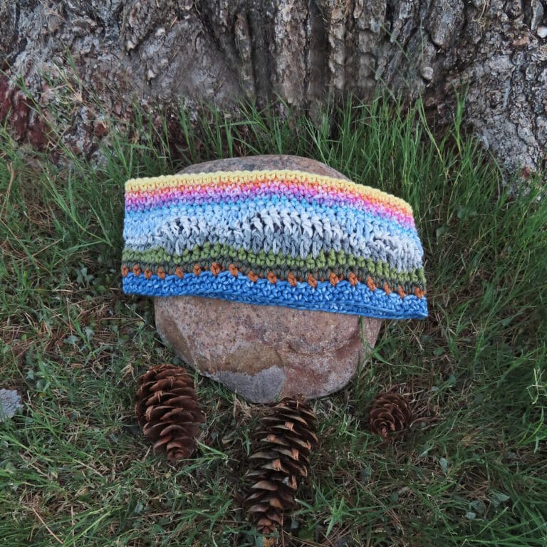 headband mountain scene