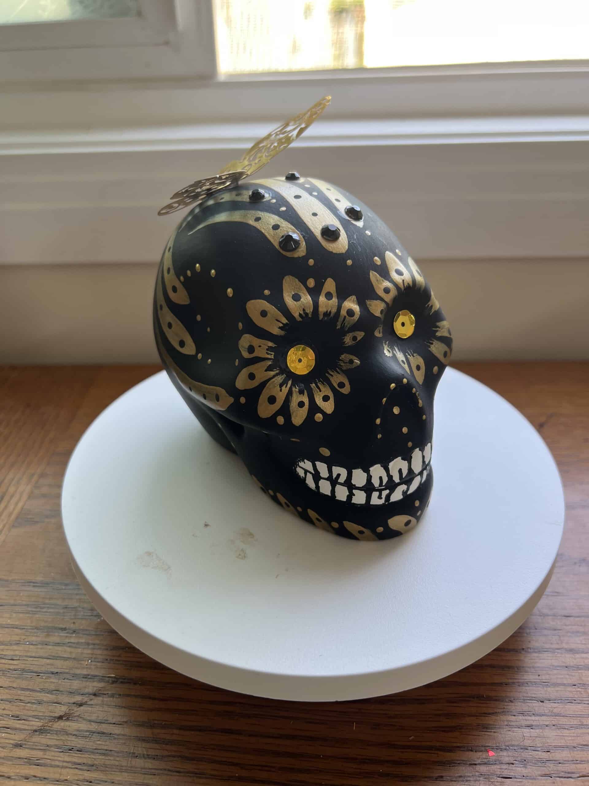 calaca black and gold