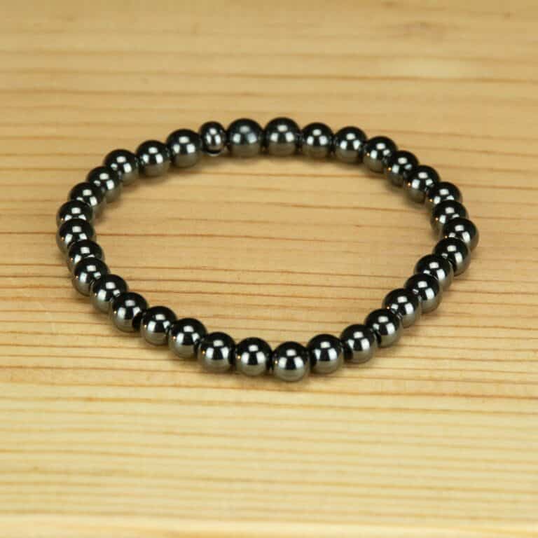 Magnetic bracelet with 6mm lodestone beads