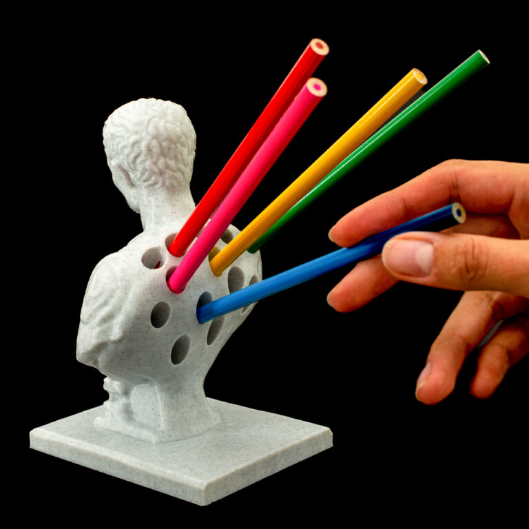Caesar Pen Holder 4