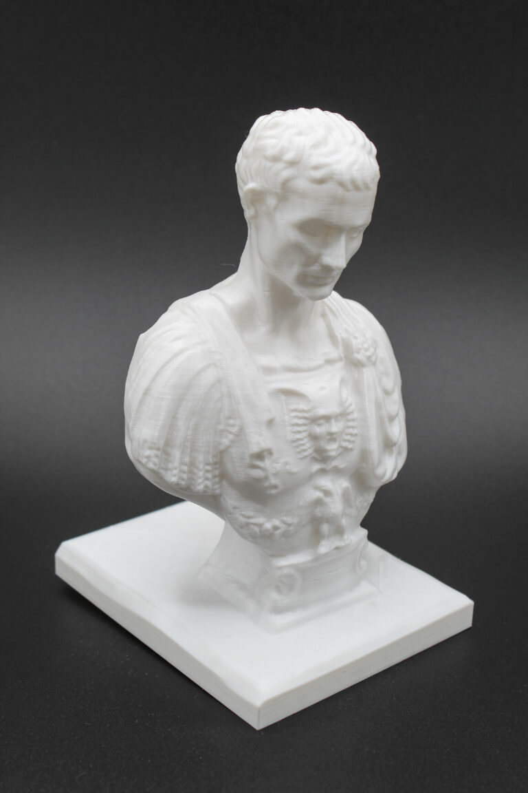 Ceaser Pen Holder 5