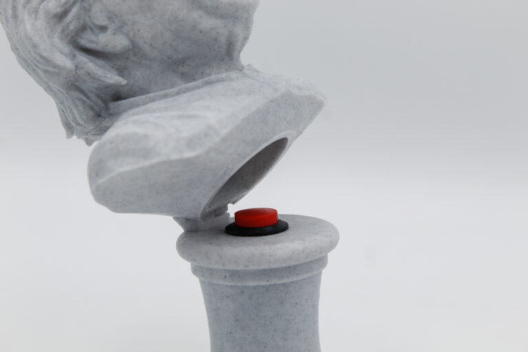 Einstein Button 5