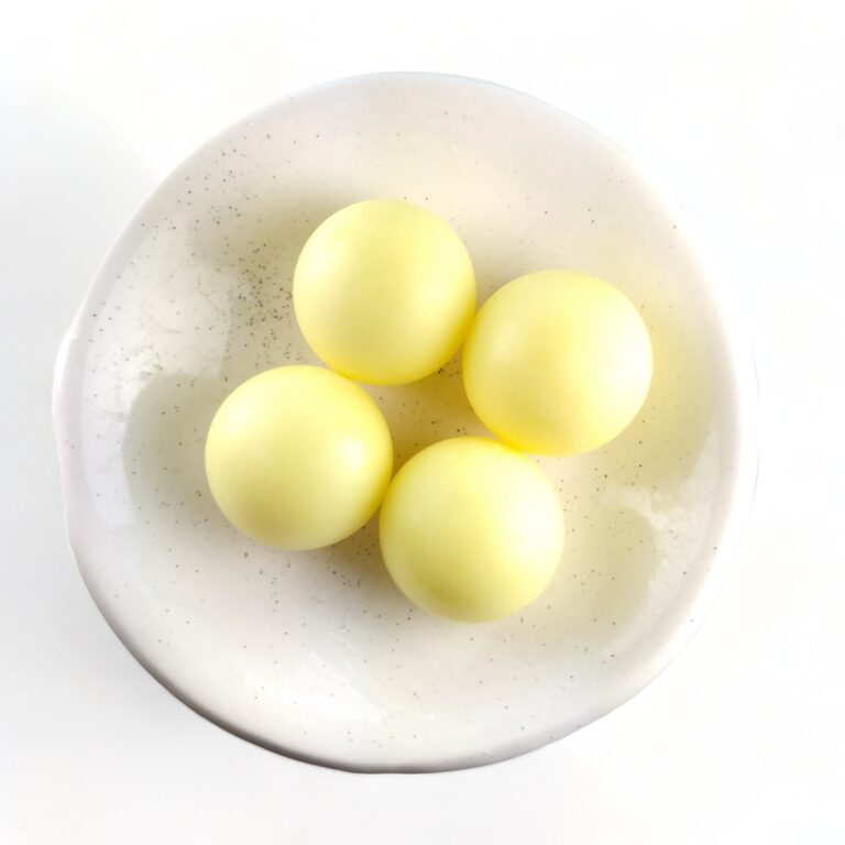 Frosted Lemon Cake wax melt @thesmellysacks 3