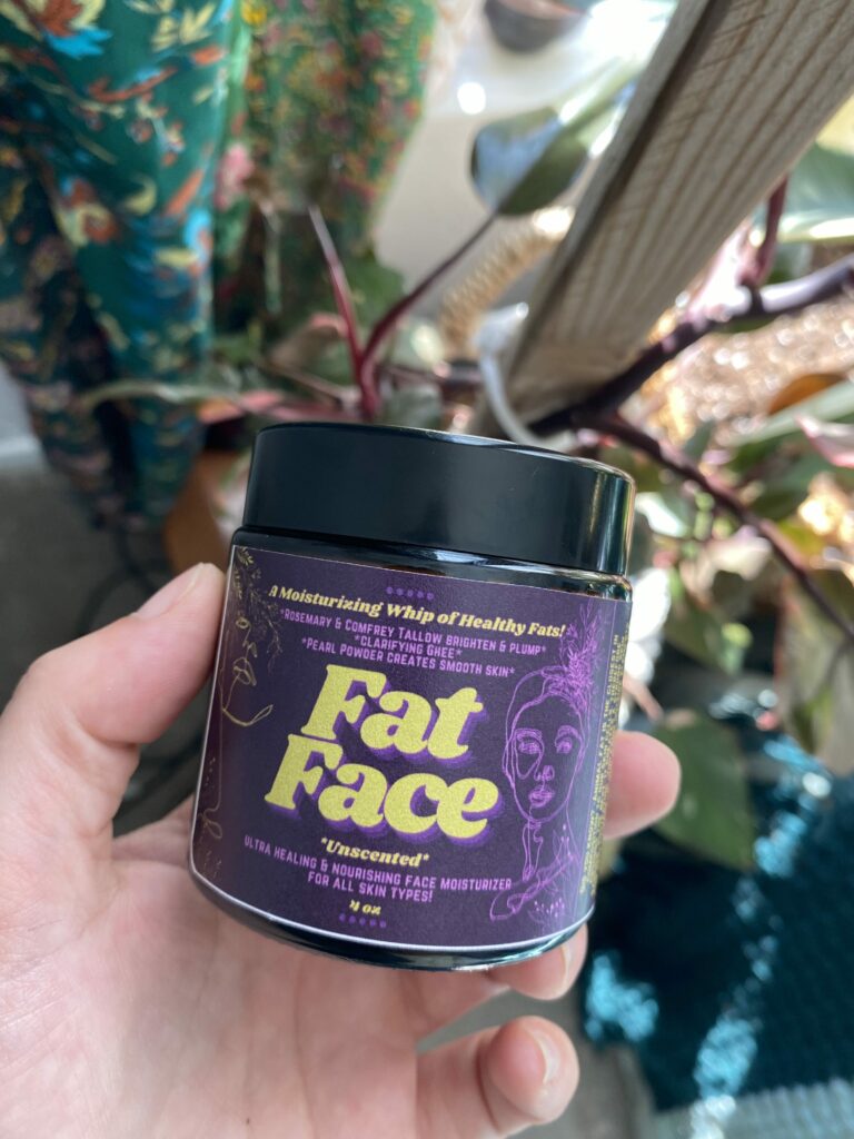 a picture of a 4 oz jar of all natural face moisturizer