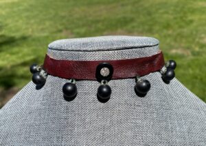 Di-Out Necklace