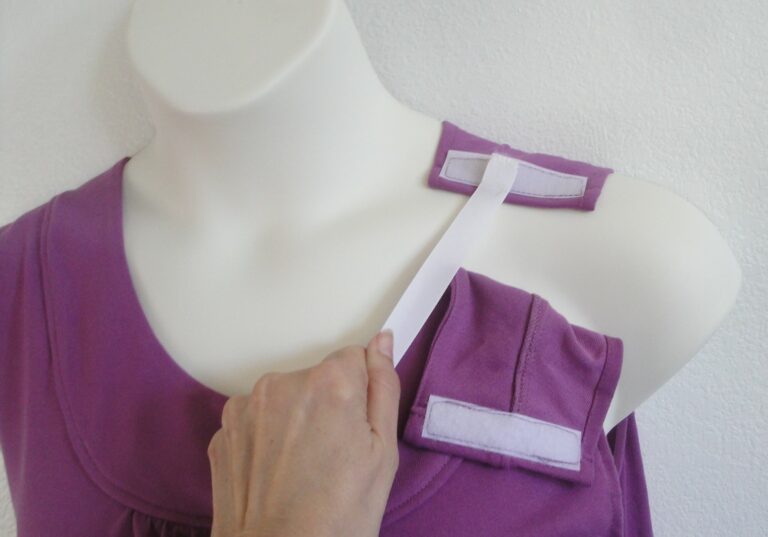 Violet ribbon