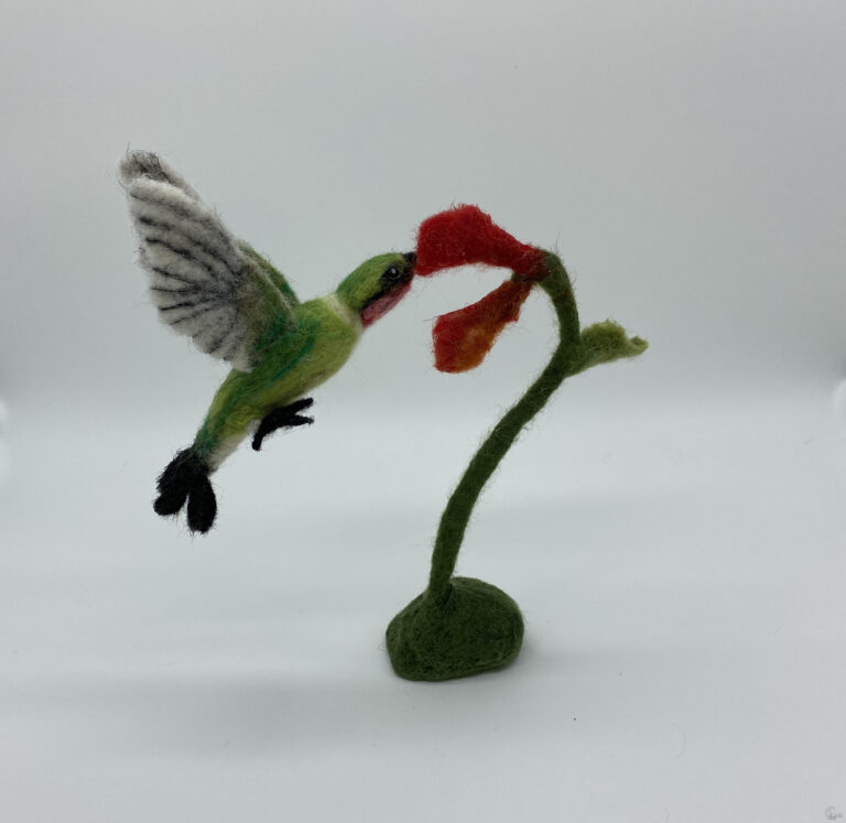 Needle felt Hummingbird