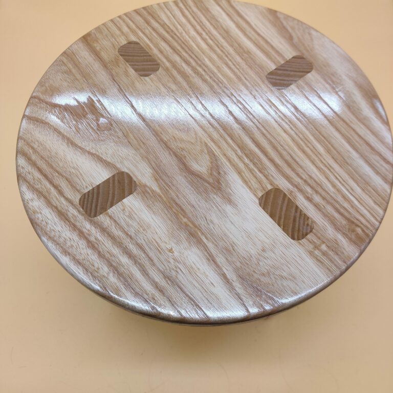 Top detail stool 3.