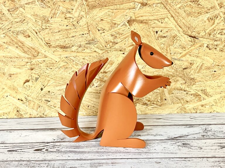 squirrel sitting 3