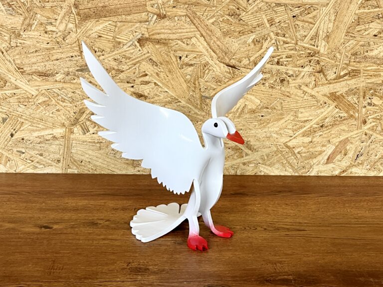 white dove 1