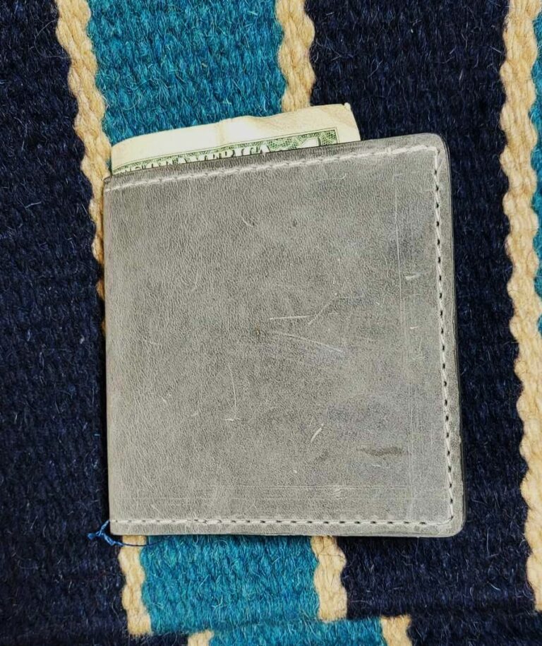Gray Bifold