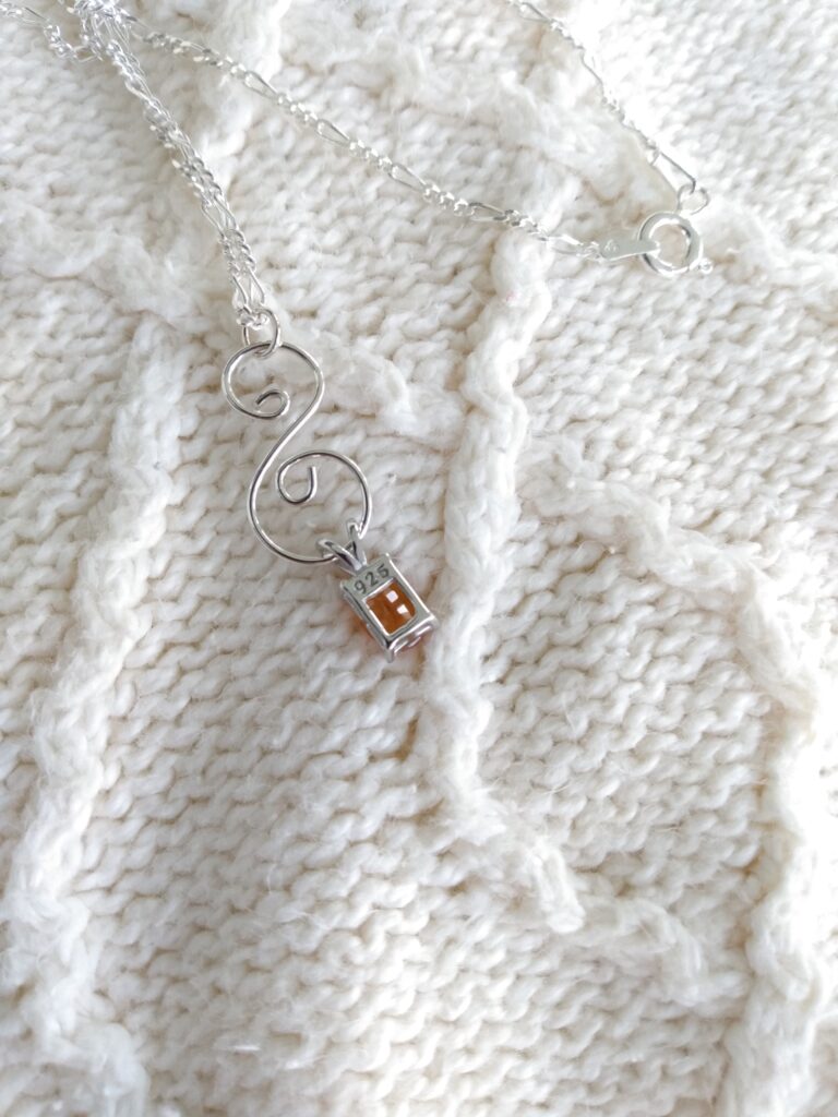 Sapphire Orange back