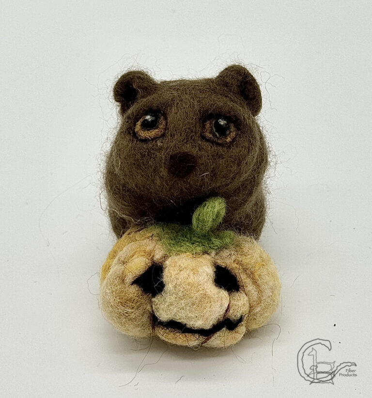 Needle felt brown bear with pumpkin1
