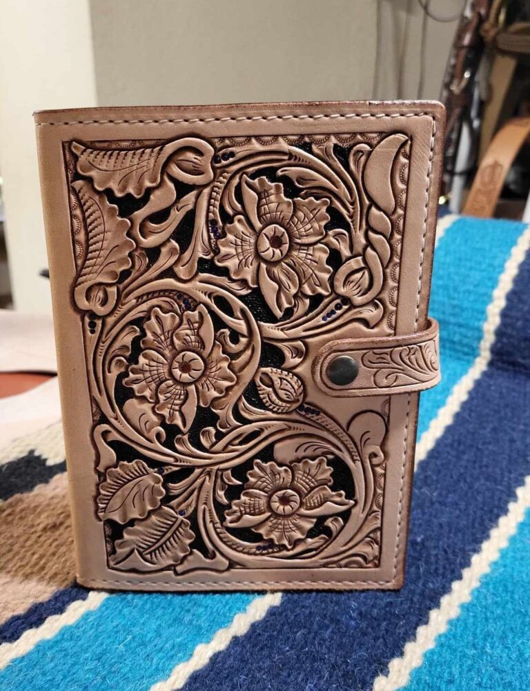 3 Notebook front2