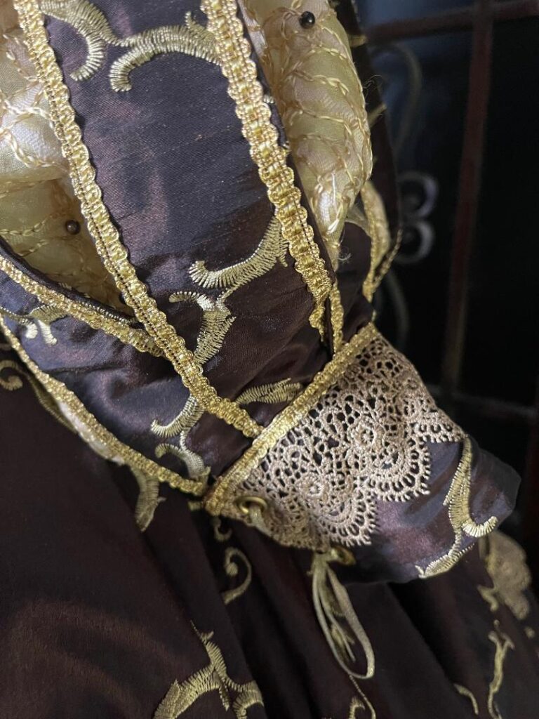 Cuff Detail