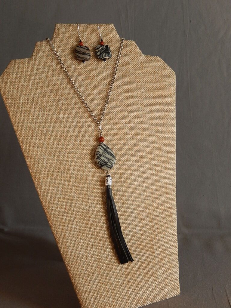 Boho style necklace and earrings set