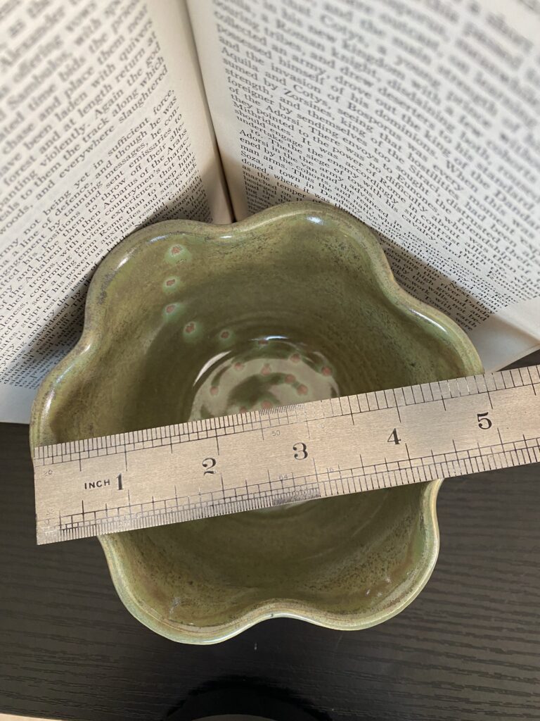 Green Ruffle Bowl