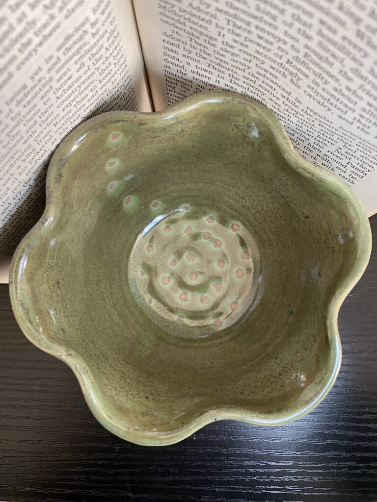Green Ruffle Bowl