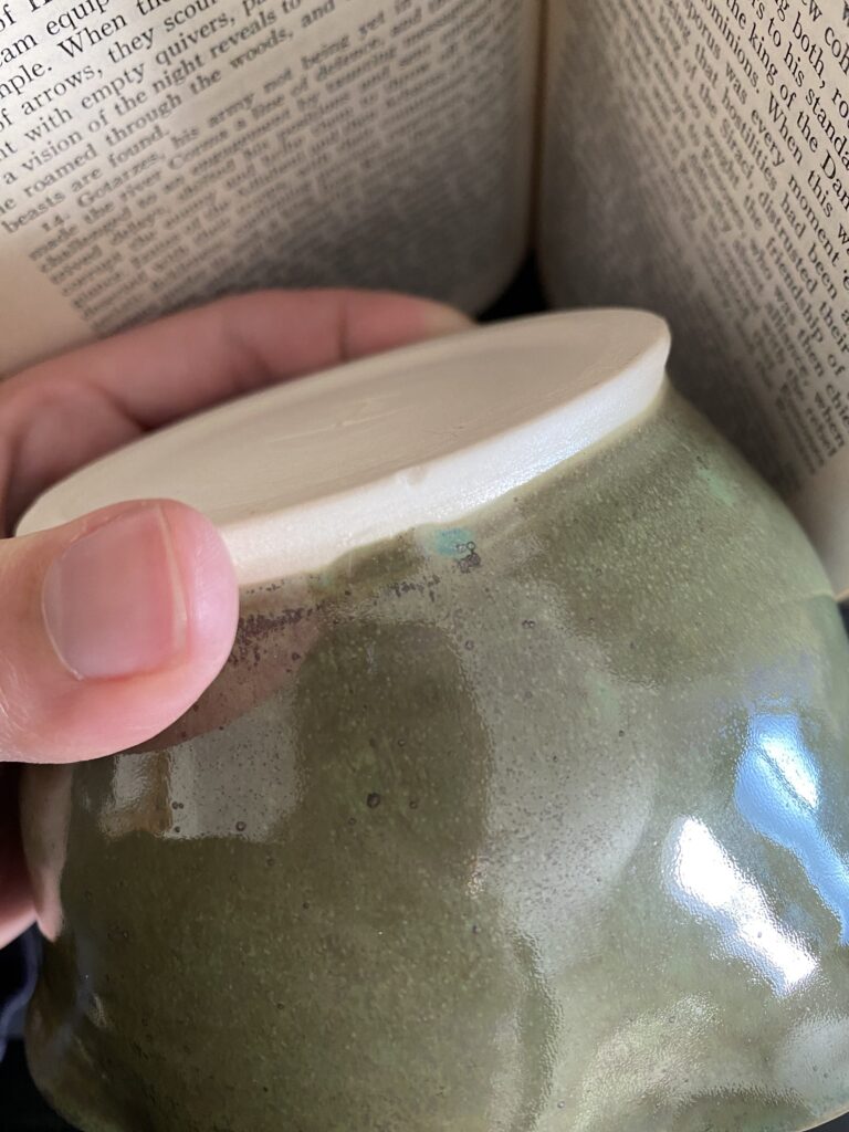 Green Ruffle Bowl