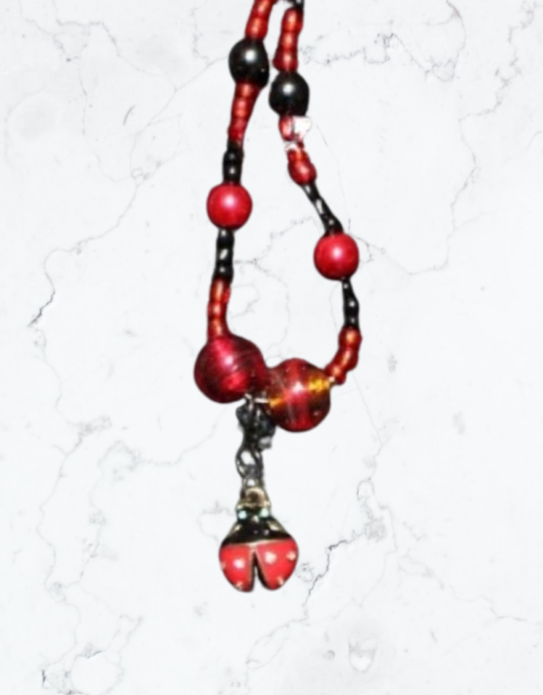 Red Black Ladybug Pendant Bead Necklace 18 20