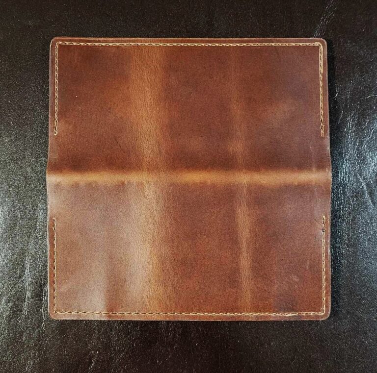 Roper Wallet Checkbook outside