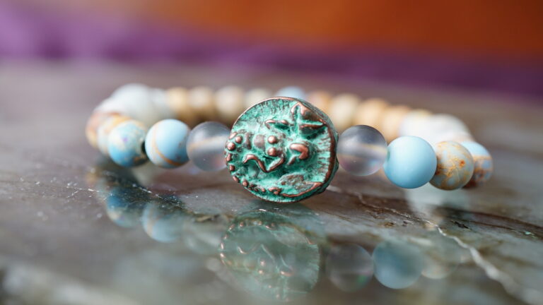 Stone stretch bracelet
