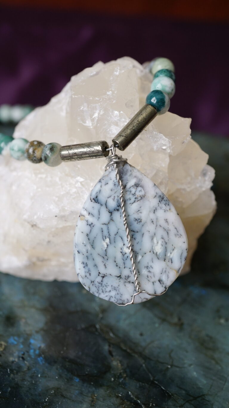 Back side of moss agate pendant
