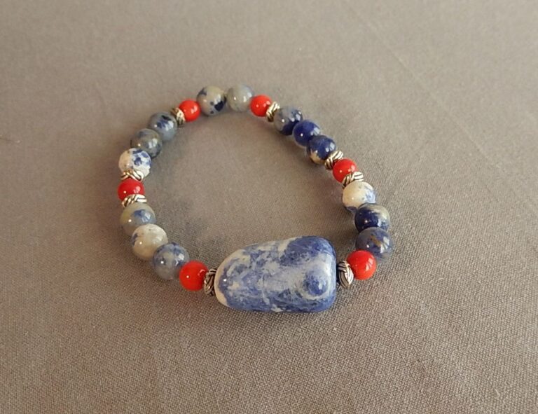 Blue and red gemstone stretch bracelet