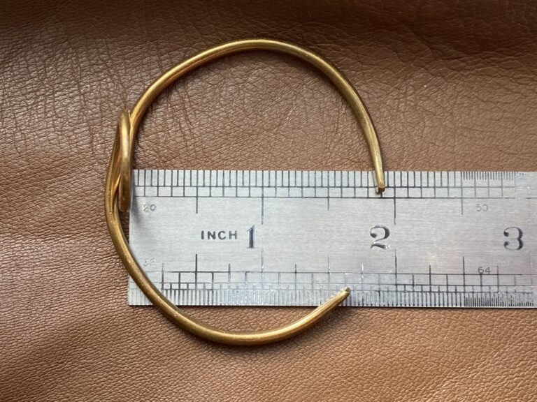 Loop Bracelet