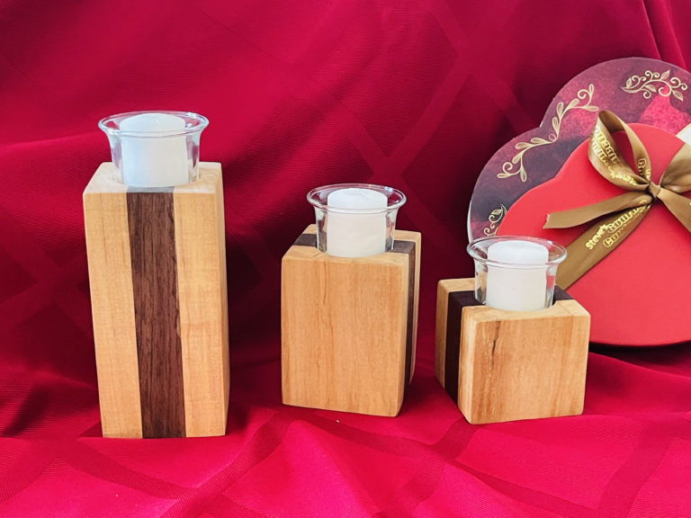 set of 3 candleholders