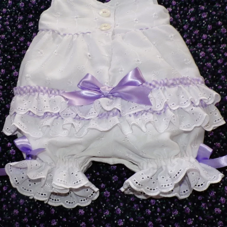 il 1588xN.5674289162 fh2wEyelet ruffles