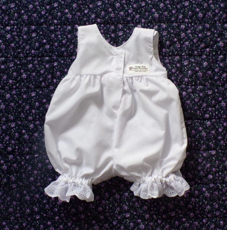 il 1588xN.5723772359 rojqeyelet inside