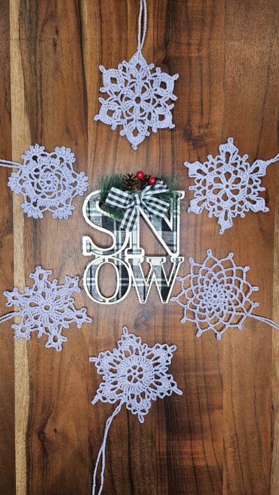 Crocheted snowflakes, Set of 6, approx 3.5-4.5 inch in diameter