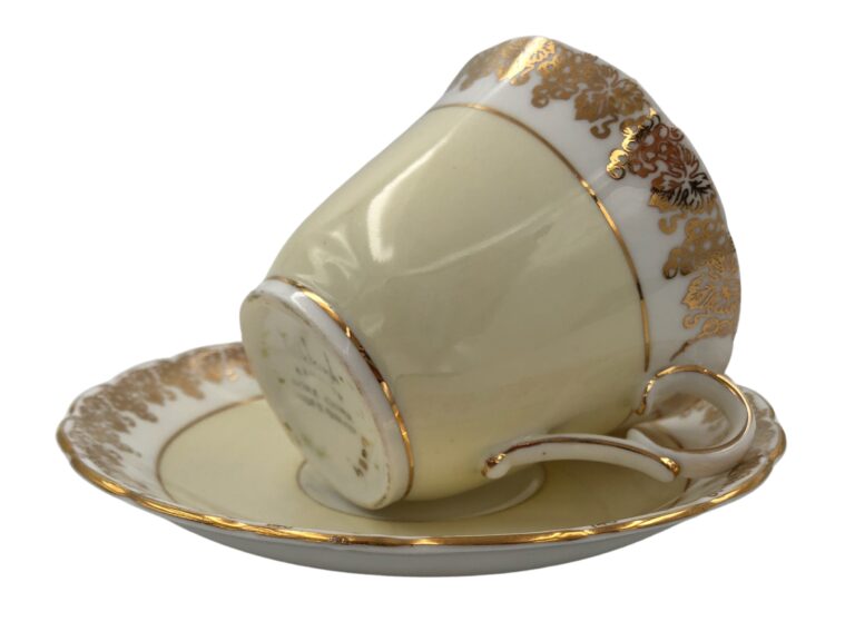 Colclough Teacup Saucer 5