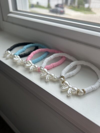 Bow clay bead bracelet