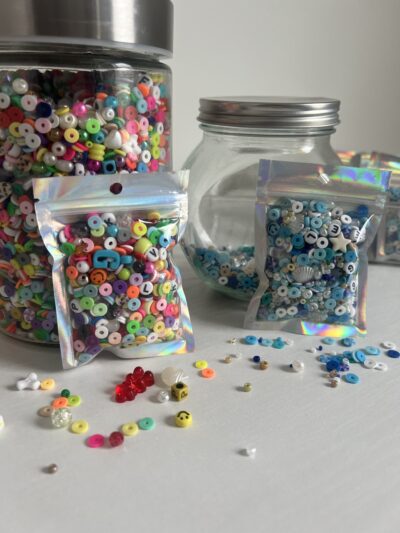Bead confetti