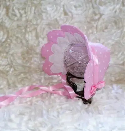 Baby Bonnet Pink & White Appliqued