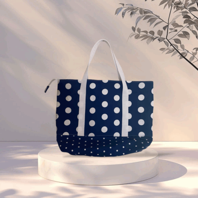 Large zippered tote