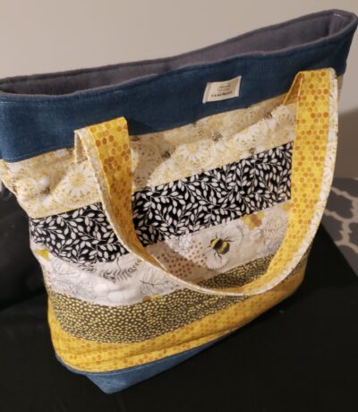 Beautiful Bumble Bee Theme Double Wine Tote w/Key Fob
