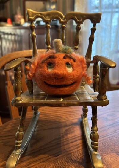 Needle Felted Pumpkin w-Faces