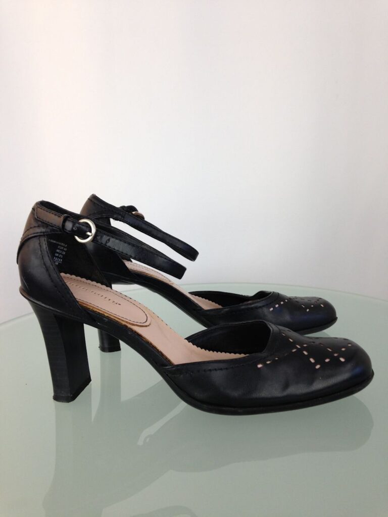 Mary janes side view