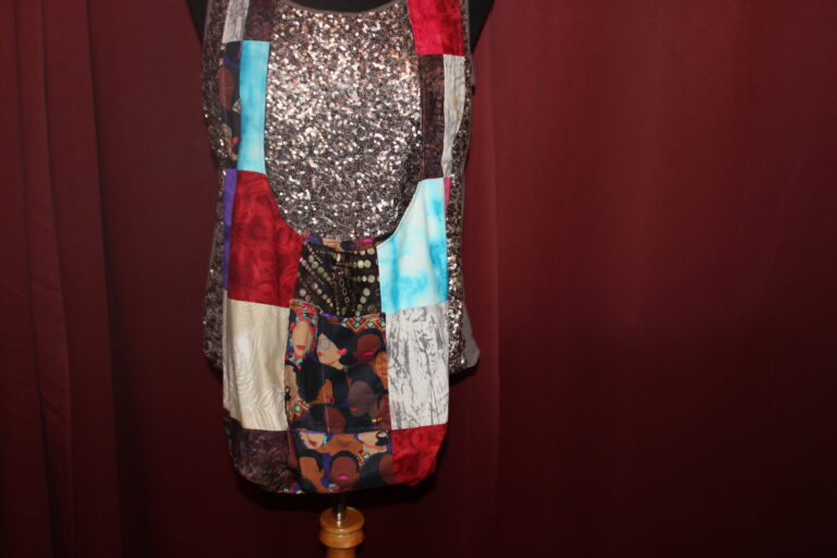 Crossbody Purse Lining view 1 closeup