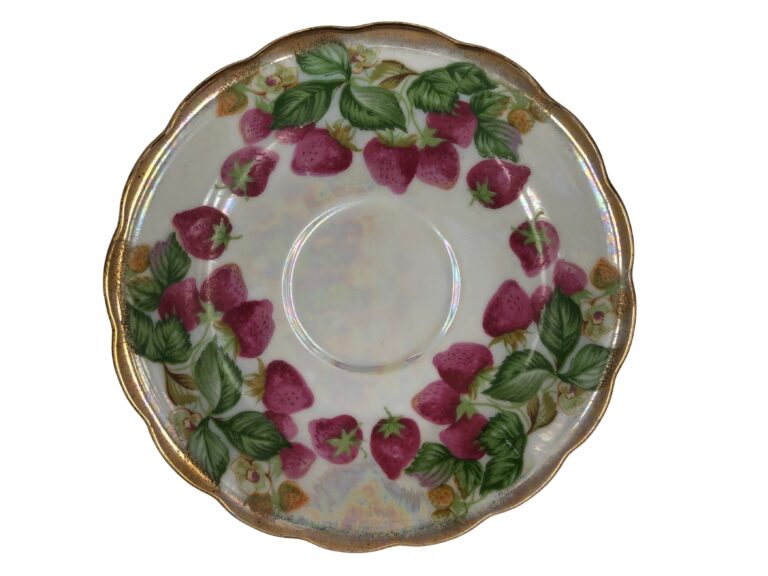 Image of Saucer