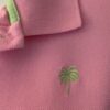 Lilly Polo palm logo close up