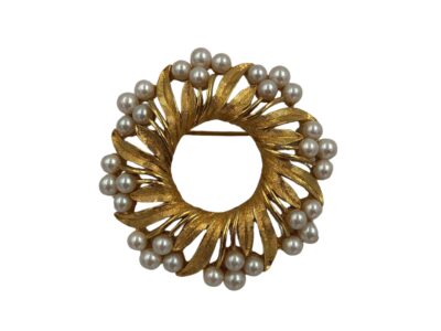 Gold Tone and Pearl Wreath Brooch