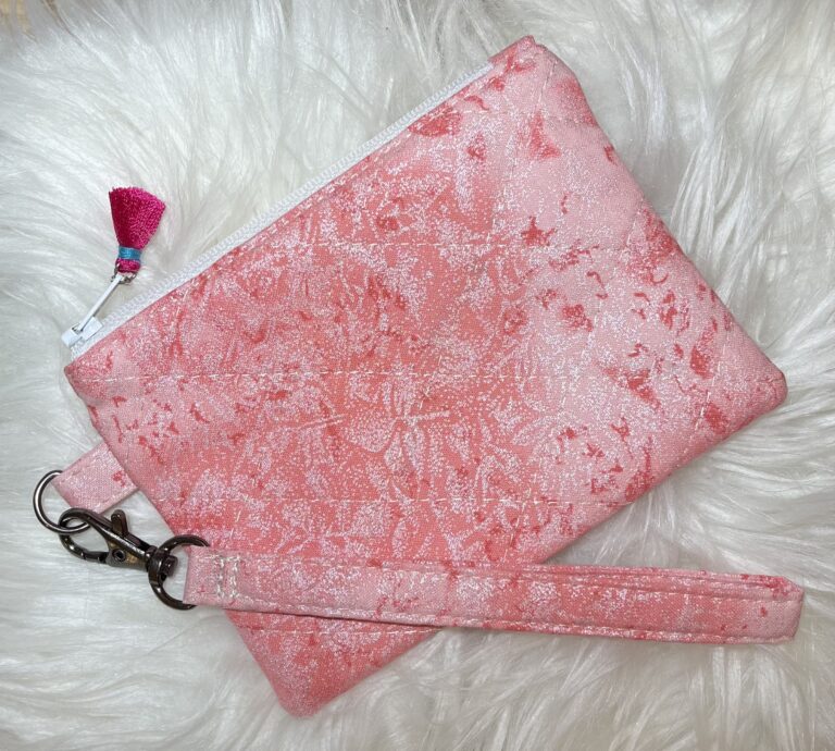 The Essential Ziplet ~ Wristlet! 1 IMG 6100
