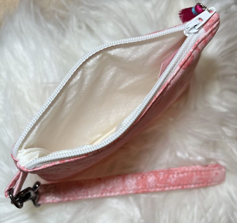 The Essential Ziplet ~ Wristlet! 2 IMG 6101