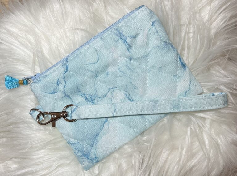 The Essential Ziplet ~ Wristlet! 5 IMG 6105